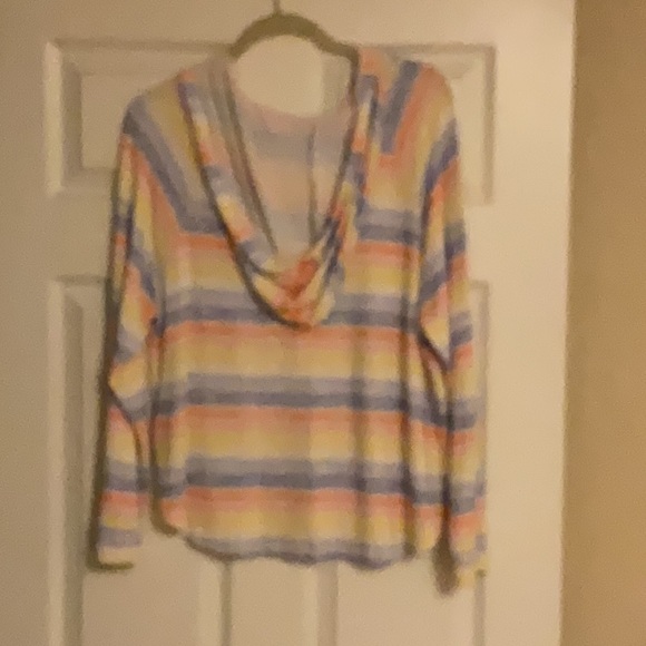 Kookaburra by UGG French Terry Lounge Hoodie. - Picture 4 of 5